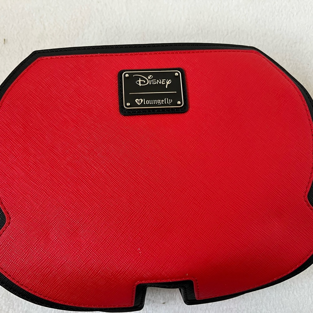 Loungefly Mickey Mouse purse and Minnie Mouse stationary purse - Picture 2 of 6